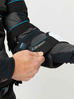 Coudières CCM JetSpeed FT6 Pro Senior -Pro-Patinage pdtimg 5002769b